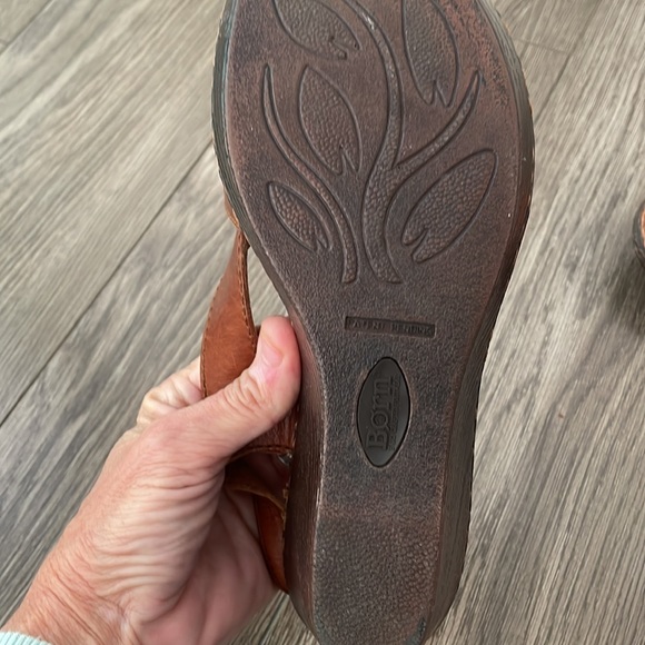 Born ladies brown leather heels - Picture 5 of 9